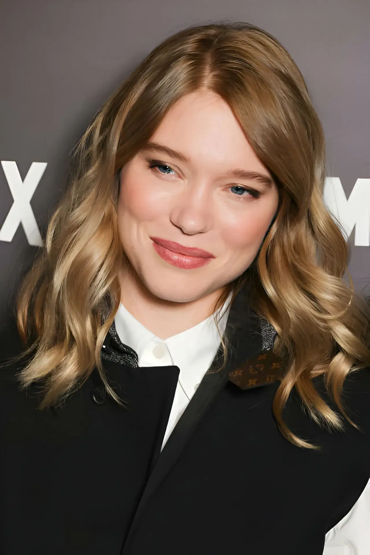 Lea Seydoux Photoshoot at La Bete Premiere in Paris